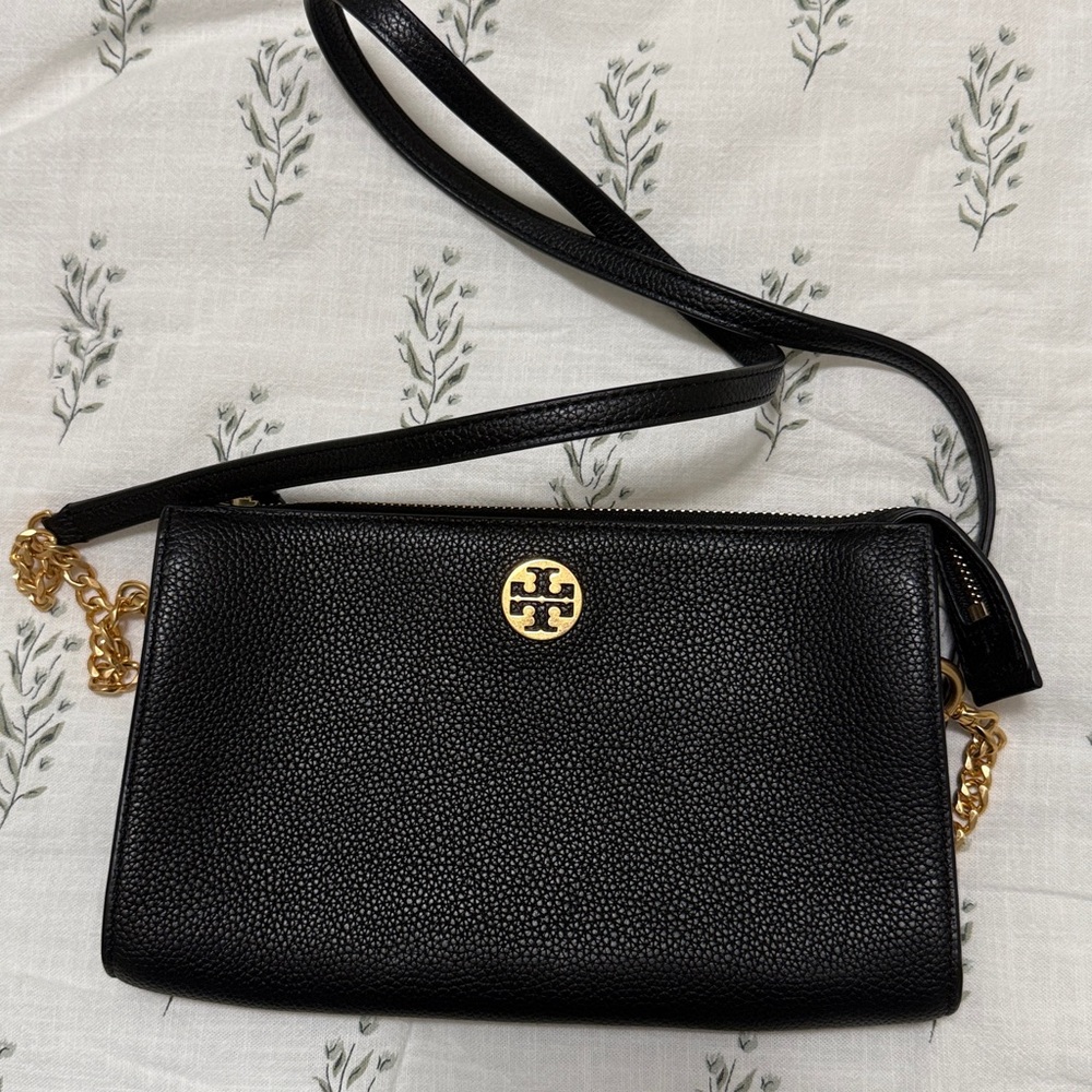 Tory Burch Black Pebbled Leather Shoulder Bag